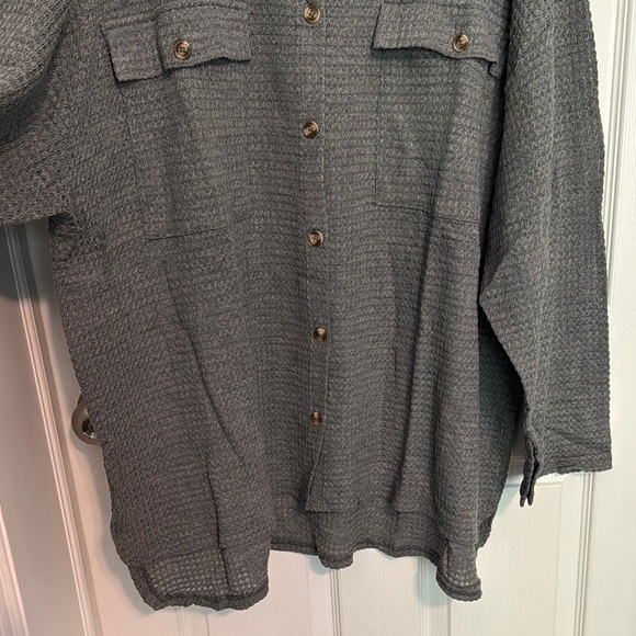 NWT Culture Code Gray Button Down Shirt - Picture 5 of 9